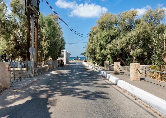 Sunset Realty * Ano Syros