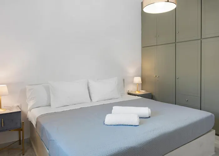 Sunset Realty * Ano Syros